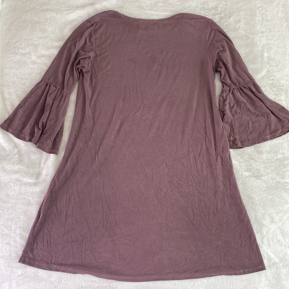Simply Southern velvet mauve bell sleeve midi dress - Picture 9 of 17
